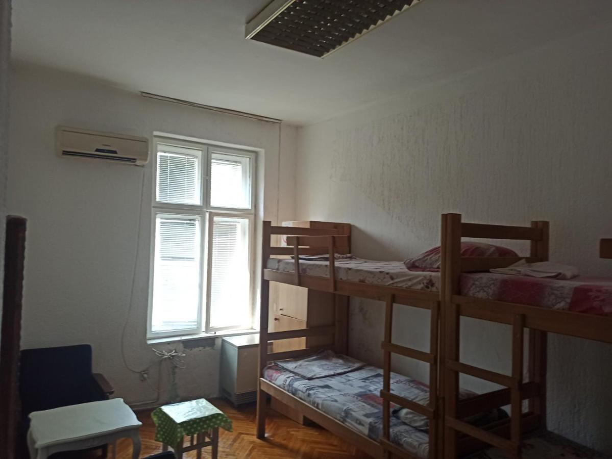 Hostel Yolo Белград Екстер'єр фото