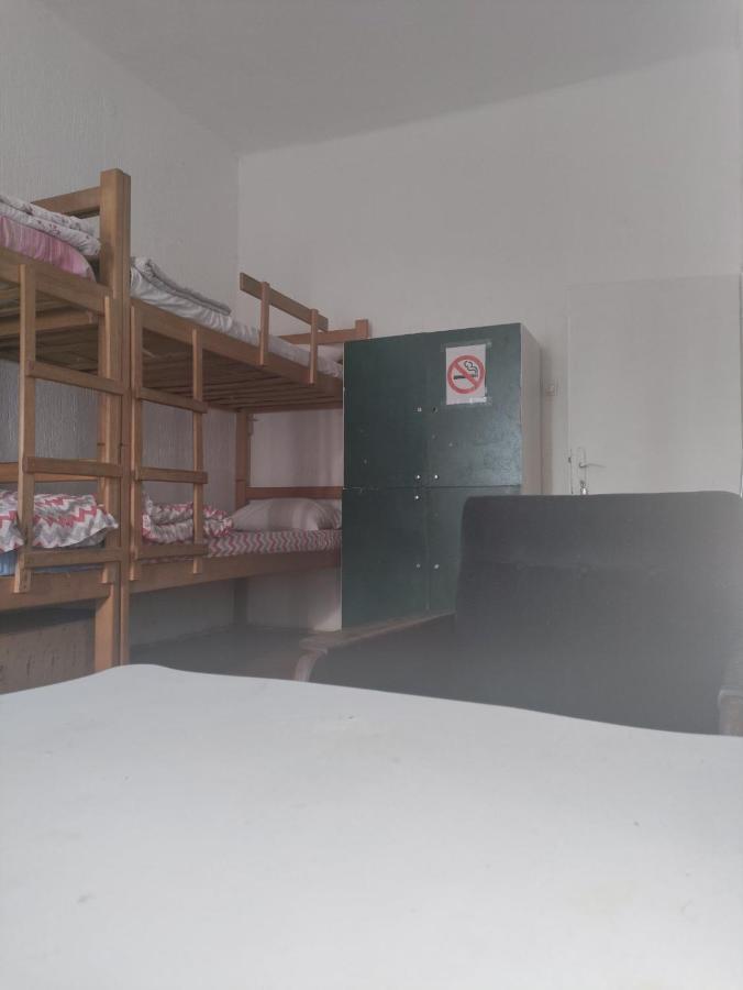 Hostel Yolo Белград Екстер'єр фото