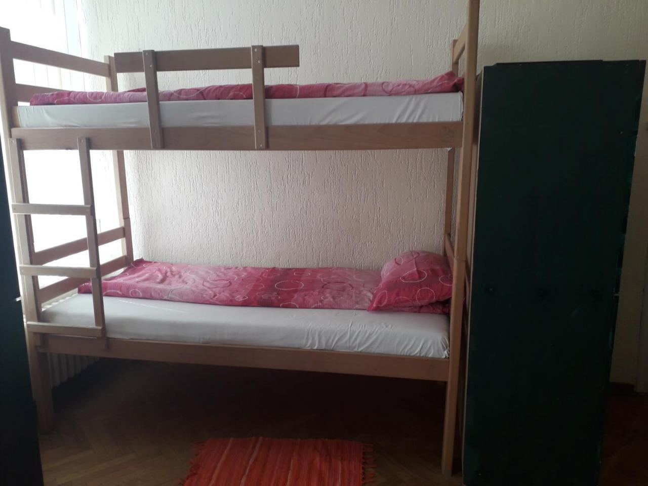 Hostel Yolo Белград Екстер'єр фото